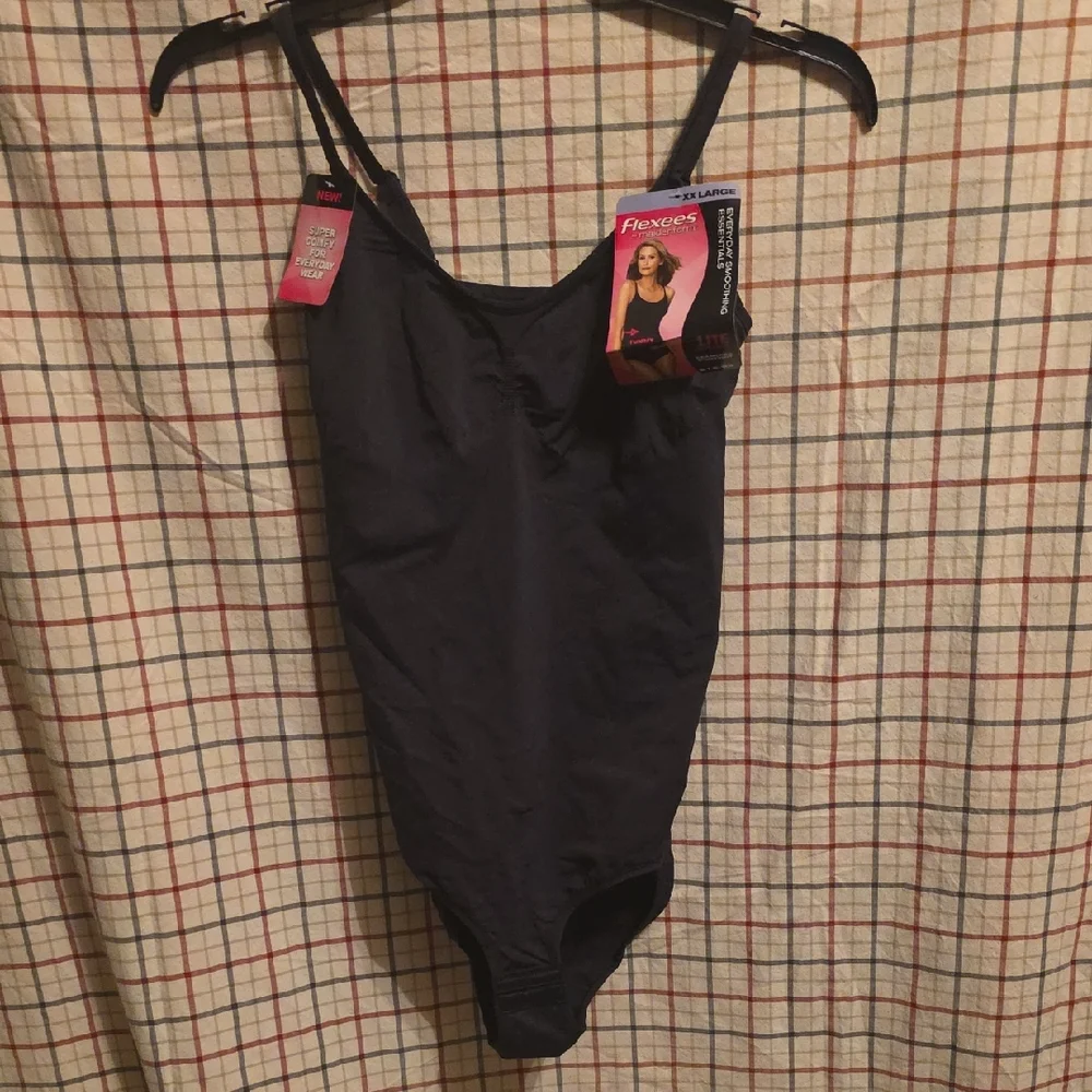 Maidenform Flexees Shaper XXL New - Picture 1 of 6